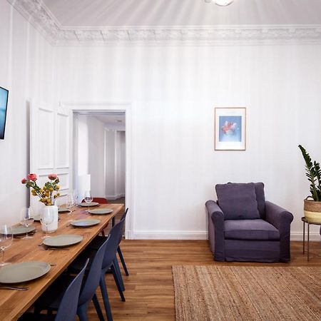 Riesiges Apartment Nahe Kudamm Sehr Schoner Altbau 123M2 Gross 12 Gaste Berlin Kültér fotó