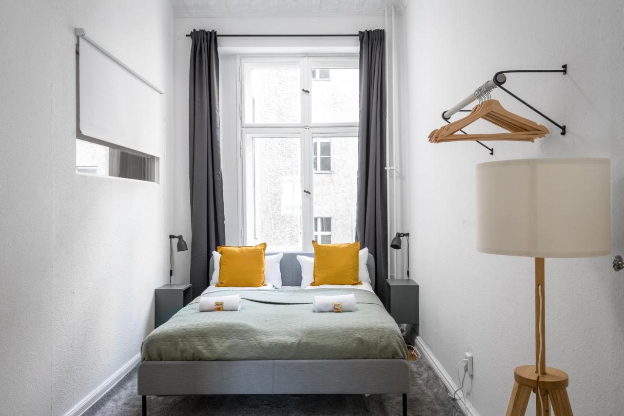 Riesiges Apartment Nahe Kudamm Sehr Schoner Altbau 123M2 Gross 12 Gaste Berlin Kültér fotó